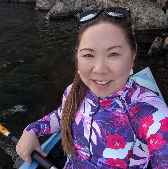 Meet your Posher, Seville - Picture 1 of 1